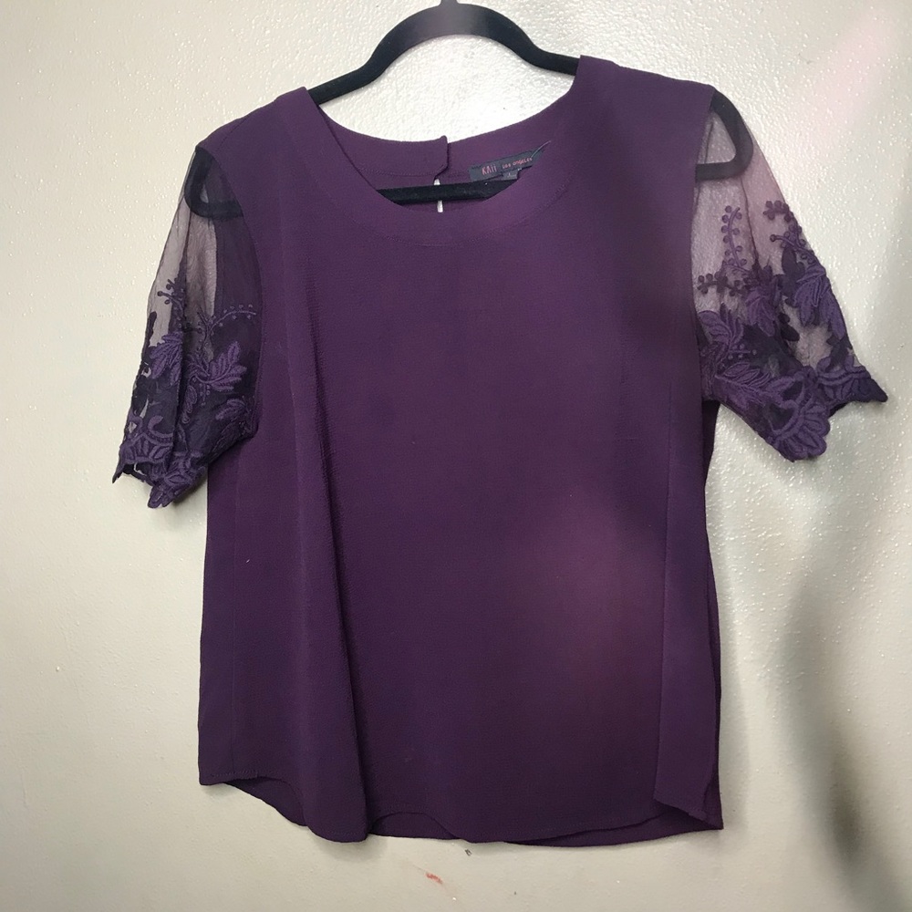 Cute Top w Mesh